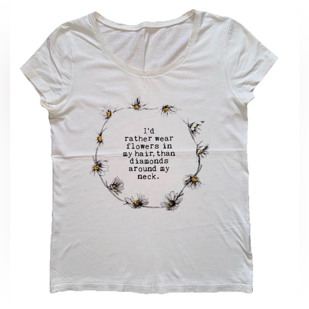 Be Free Women Sz S Cotton White T-Shirt Floral Graphic Tee Short Sleeve Round
